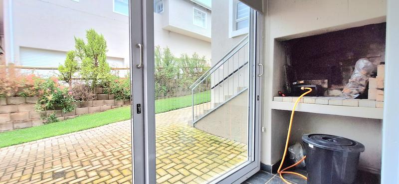 2 Bedroom Property for Sale in Island View Western Cape